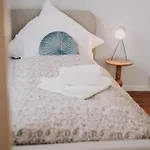 Deluxe I 2 Bedroom I 7p I Zentral I Kueche I Wifi I Naehe Zollhafen I Helloyou X Bright Collection شقة