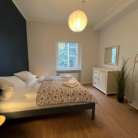 Deluxe Apartment Mainz I 2 Bedroom I 7P I Zentral I Kueche I Wifi I Naehe Zollhafen I Helloyou Apartments X Bright Collection Apartment *