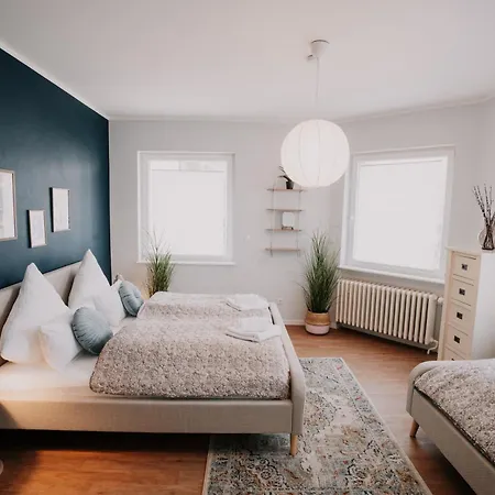 Deluxe I 2 Bedroom I 7p I Zentral I Kueche I Wifi I Naehe Zollhafen I Helloyou X Bright Collection