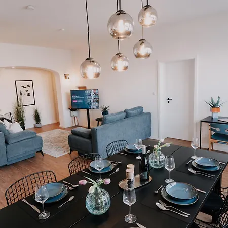 Deluxe I 2 Bedroom I 7p I Zentral I Kueche I Wifi I Naehe Zollhafen I Helloyou X Bright Collection Apartmán