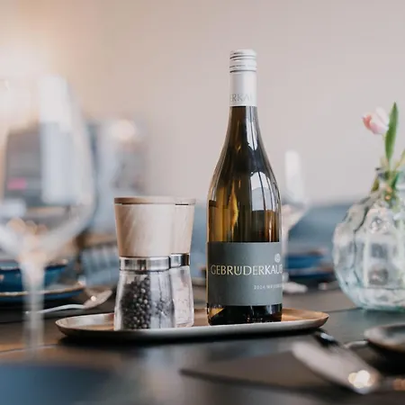 Deluxe I 2 Br I 7p I Zentral I Küche I Wifi I Nähe Zollhafen I Helloyou X Bright Collection * Mainz