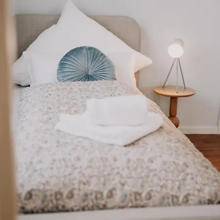 Deluxe I 2 Bedroom I 7p I Zentral I Kueche I Wifi I Naehe Zollhafen I Helloyou X Bright Collection Apartmán