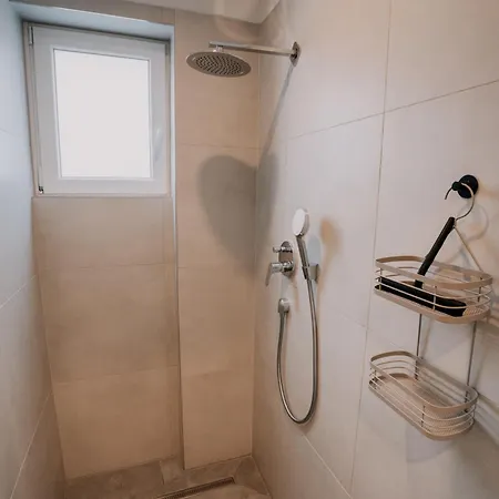Apartmán Deluxe I 2 Bedroom I 7p I Zentral I Kueche I Wifi I Naehe Zollhafen I Helloyou X Bright Collection *