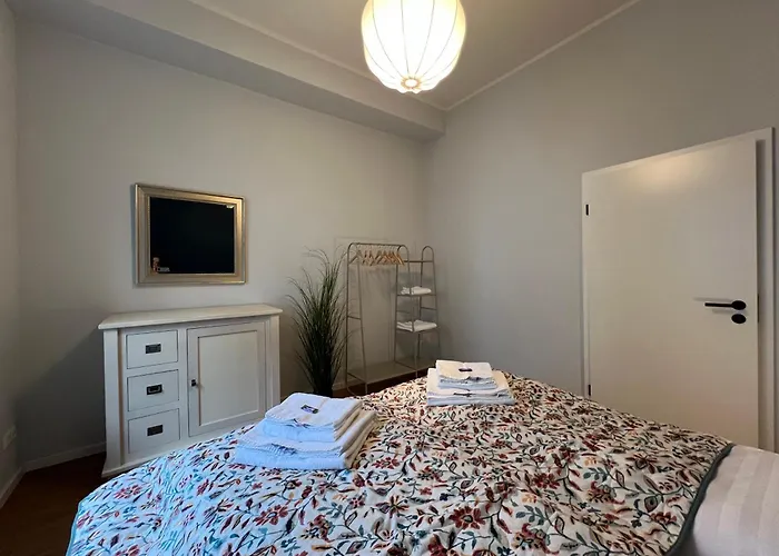 Deluxe Apartment Mainz I 2 Bedroom I 7P I Zentral I Kueche I Wifi I Naehe Zollhafen I Helloyou Apartments X Bright Collection Mainz