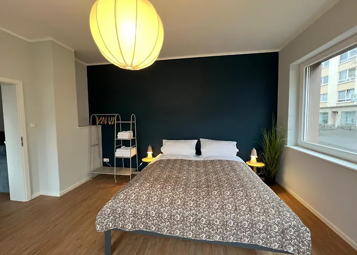 Apartamento Deluxe Apartment Mainz I 2 BR I 7P I Zentral I Küche I WiFi I Nähe Zollhafen I helloYOU apartments x BRIGHT Collection Maguncia