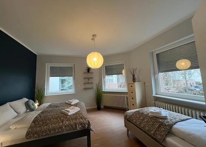 Apartamento Deluxe Apartment Mainz I 2 BR I 7P I Zentral I Küche I WiFi I Nähe Zollhafen I helloYOU apartments x BRIGHT Collection *