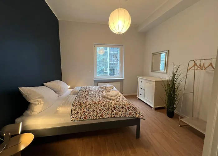 Deluxe Apartment Mainz I 2 Bedroom I 7P I Zentral I Kueche I Wifi I Naehe Zollhafen I Helloyou Apartments X Bright Collection Apartment *