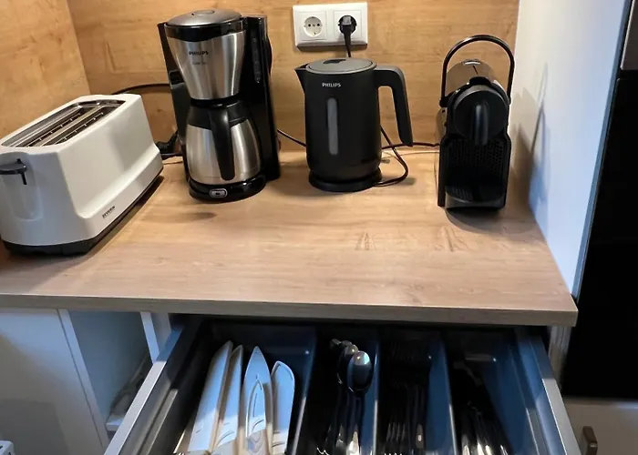 Apartamento Deluxe Apartment Mainz I 2 BR I 7P I Zentral I Küche I WiFi I Nähe Zollhafen I helloYOU apartments x BRIGHT Collection *