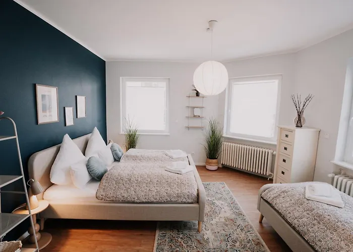 Deluxe I 2 Br I 7p I Zentral I Küche I Wifi I Nähe Zollhafen I Helloyou X Bright Collection