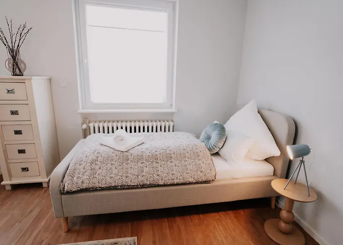 Deluxe I 2 Br I 7p I Zentral I Küche I Wifi I Nähe Zollhafen I Helloyou X Bright Collection Mainz