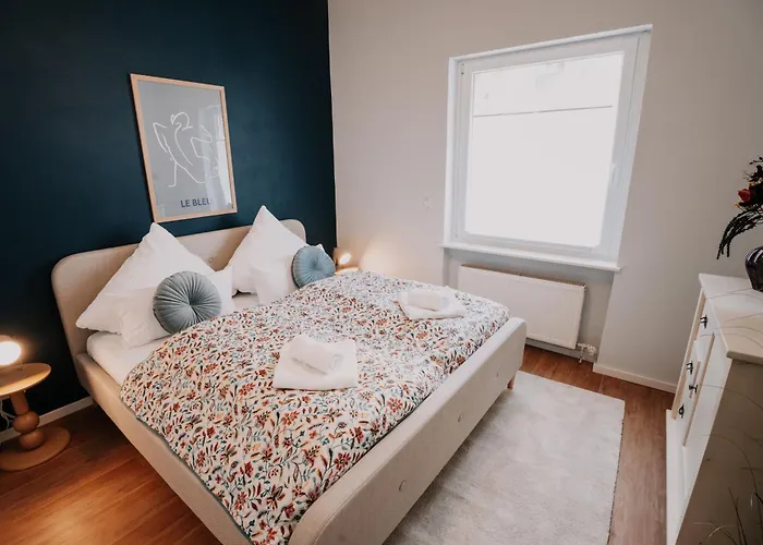 Deluxe I 2 Br I 7p I Zentral I Küche I Wifi I Nähe Zollhafen I Helloyou X Bright Collection Mainz