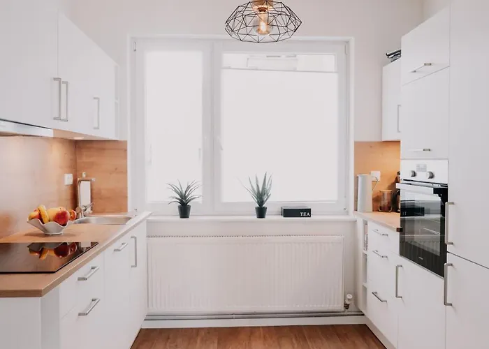 Apartment Deluxe I 2 Br I 7p I Zentral I Küche I Wifi I Nähe Zollhafen I Helloyou X Bright Collection