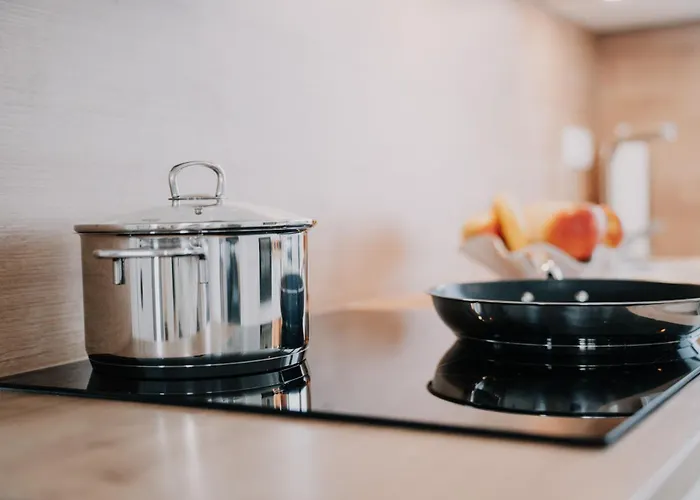 Deluxe I 2 Br I 7p I Zentral I Küche I Wifi I Nähe Zollhafen I Helloyou X Bright Collection