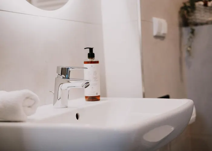 Deluxe I 2 Br I 7p I Zentral I Küche I Wifi I Nähe Zollhafen I Helloyou X Bright Collection * Mainz